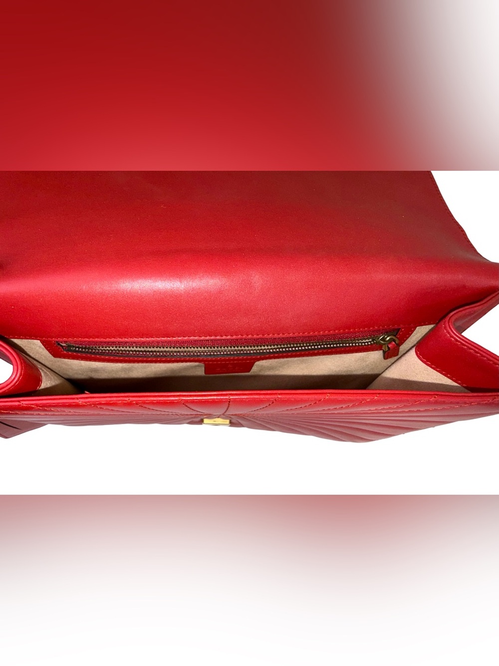 GUCCI QUEEN MARGARET BEE CLUTCH IN RED - Picture 5 of 11